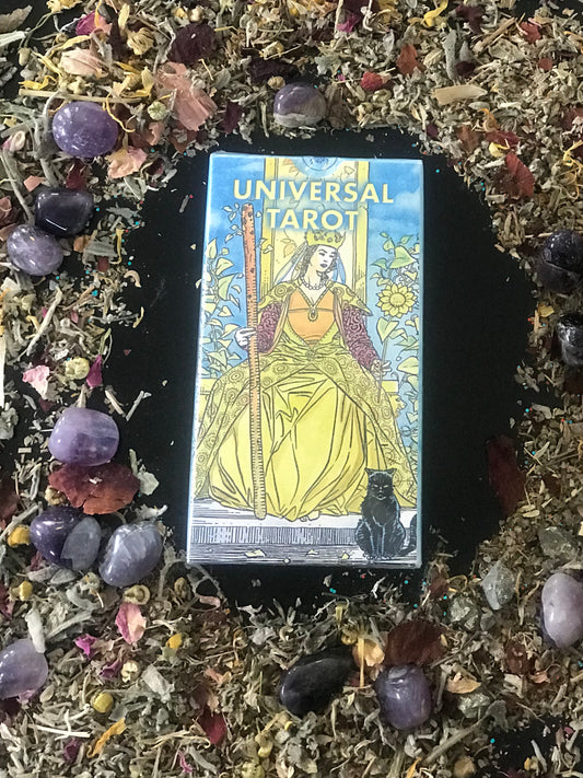 Universal Tarot image 0